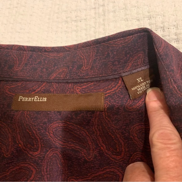 Perry Ellis button up - Picture 2 of 3